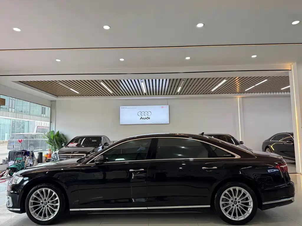 Audi A8 2018 A8L 55 TFSI quattro launch version exclusive model купить на сайте DeffCars