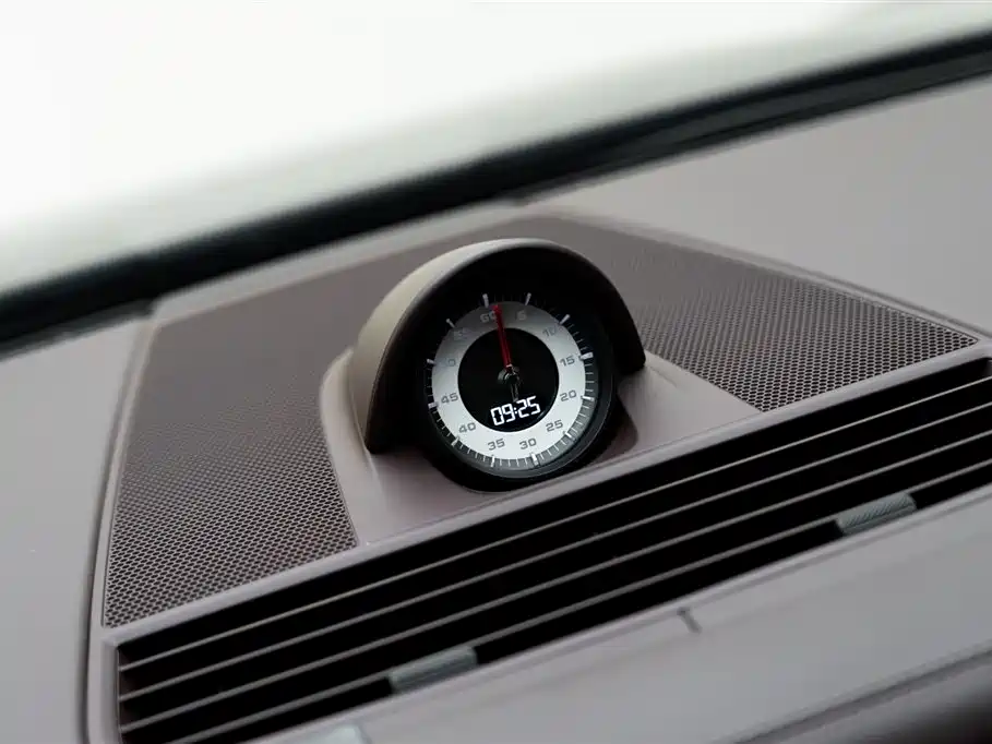 Panamera 2023 facelift Panamera Executive Extended Platinum Edition 2.9T купить на сайте DeffCars