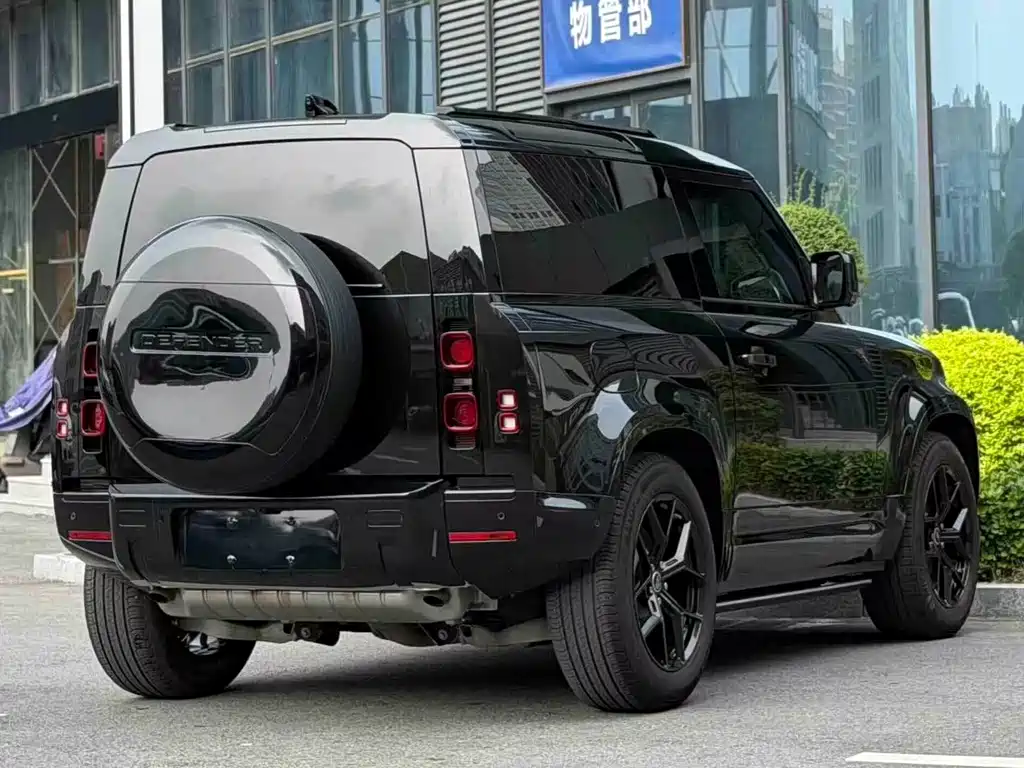 Land Rover Defender 2023 90 3.0T P400 XS купить на сайте DeffCars