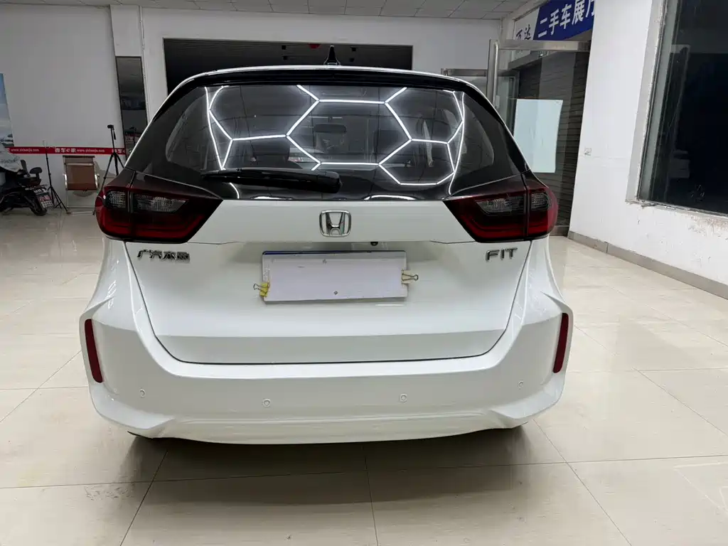 Fit 2021 1.5L CVT Trendy Edition купить на сайте DeffCars