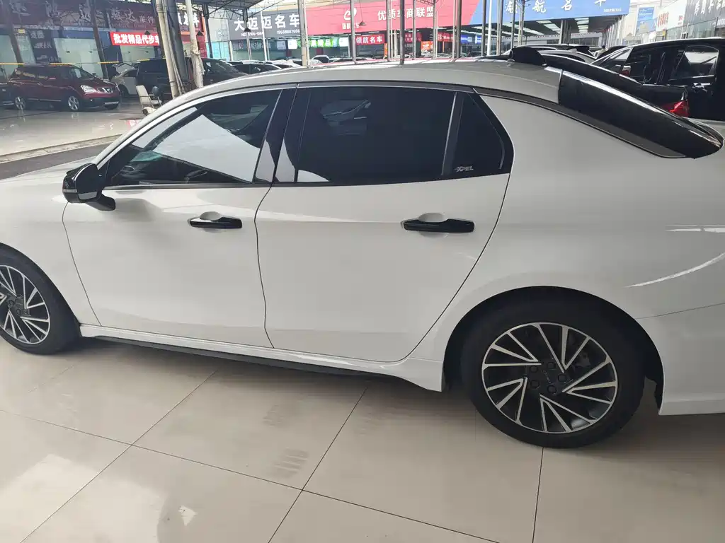 Lynk & Co 03 2021 03+ 2.0TD automatic performance package version купить на сайте DeffCars