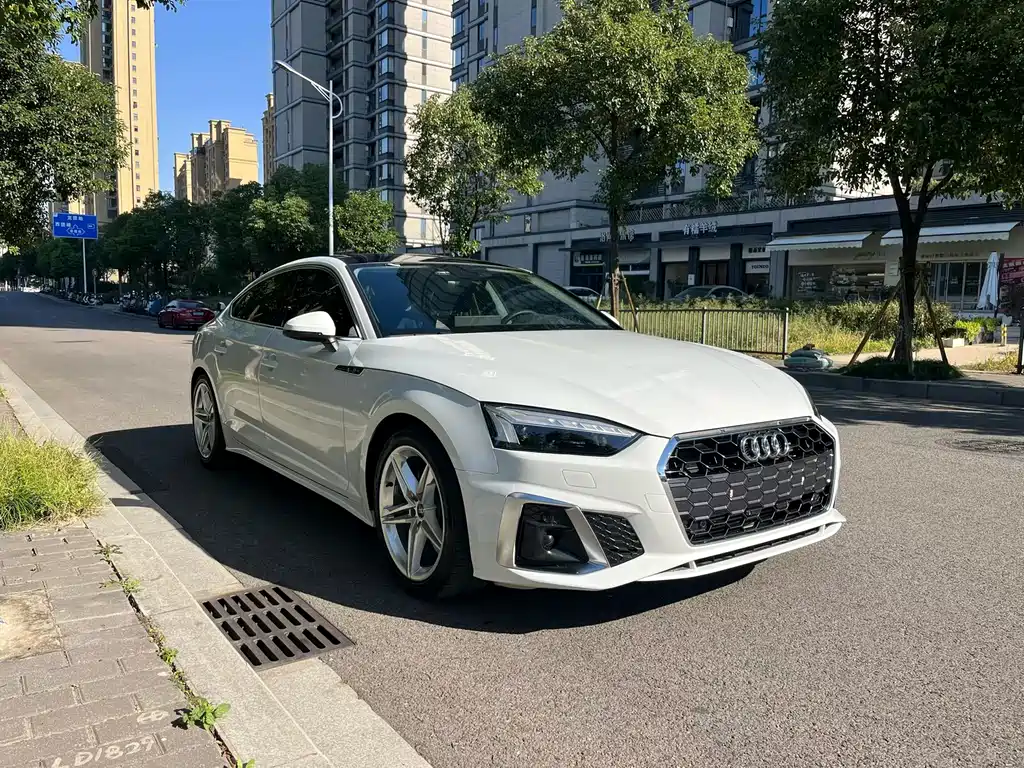 Audi A5 imported 2023 Sportback 40 TFSI fashionable and dynamic купить на сайте DeffCars