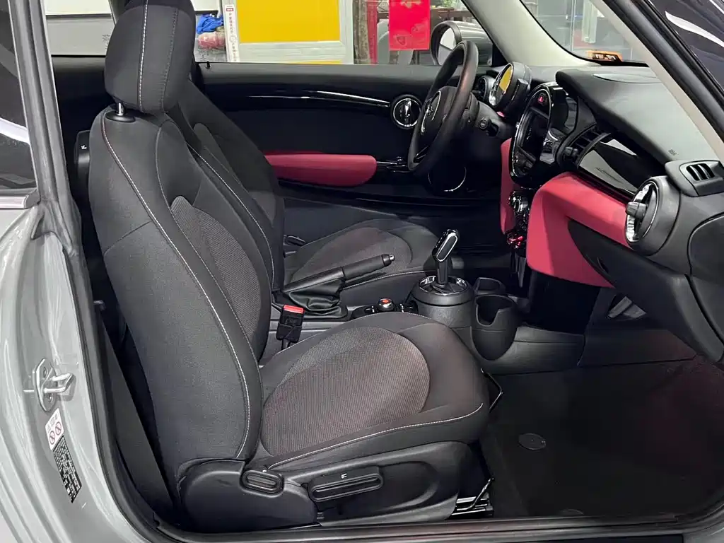 MINI 2020 1.5T ONE PLUS купить на сайте DeffCars