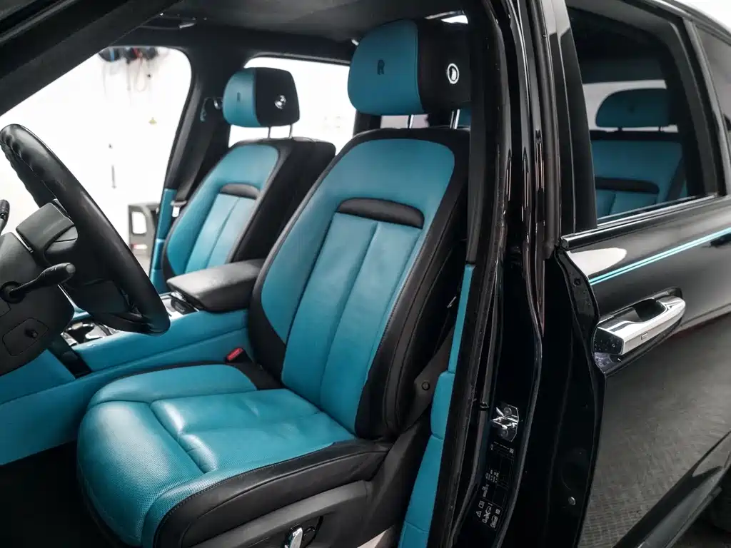 Cullinan 2020 Black Badge купить на сайте DeffCars