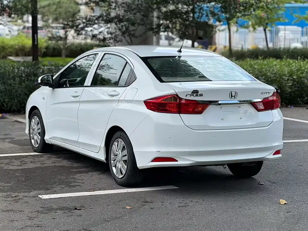 Fengfan 2017 1.5L CVT Comfort Edition купить на сайте DeffCars