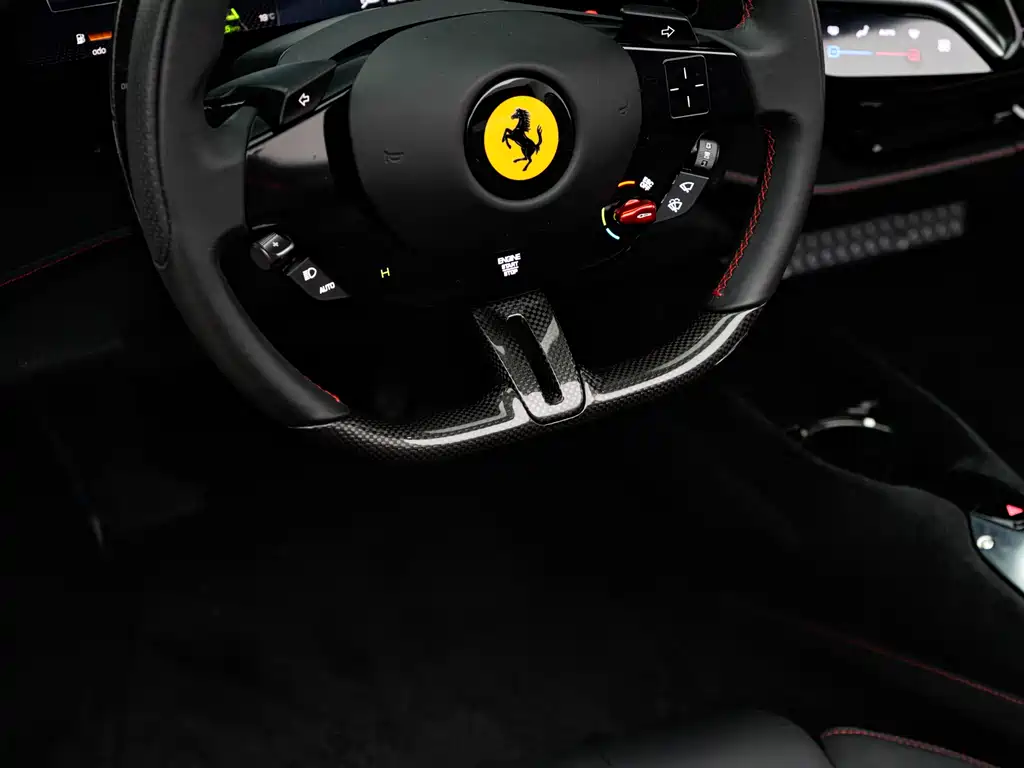 SF90 2021 3.9T V8 Spider купить на сайте DeffCars