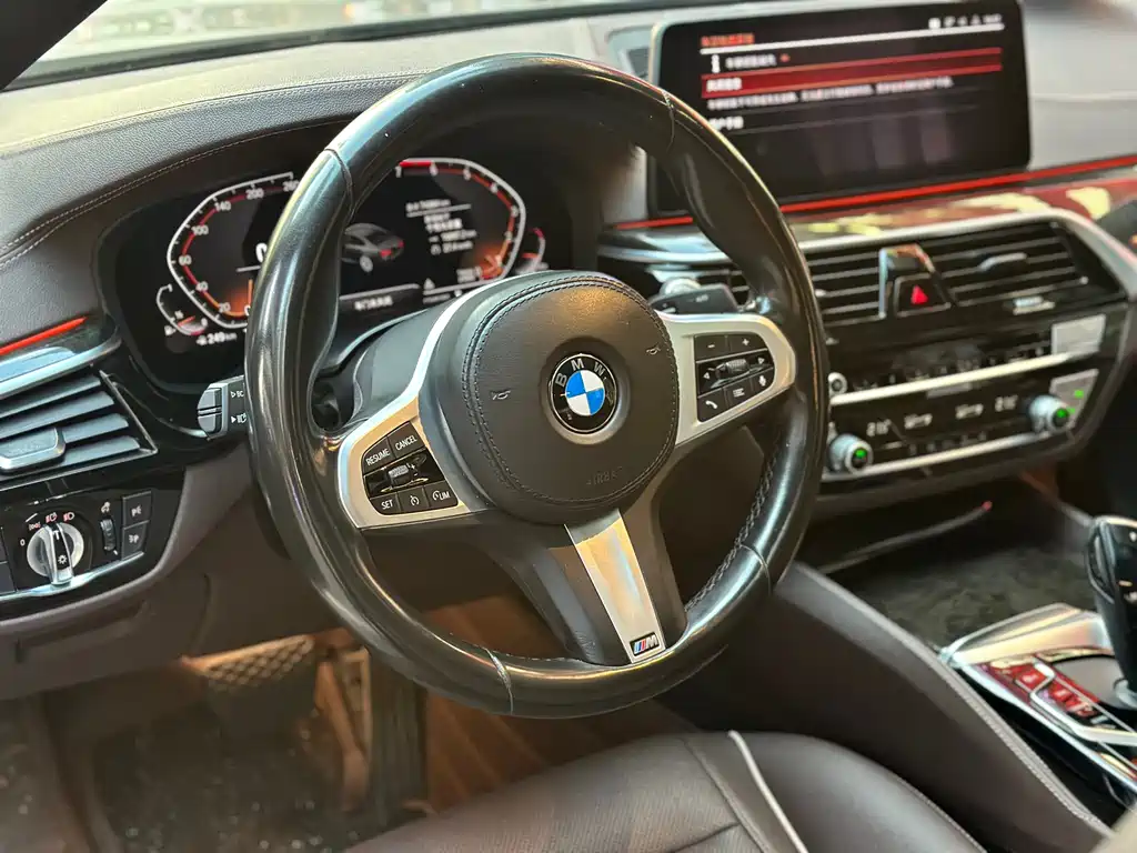 BMW 5 Series 2021 525Li M Sports Package купить на сайте DeffCars