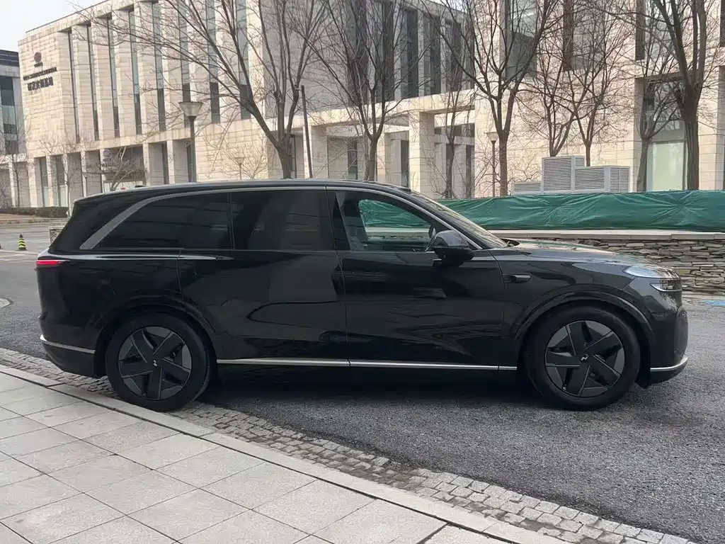 Ledo L90 2025 Max six-seater version купить на сайте DeffCars