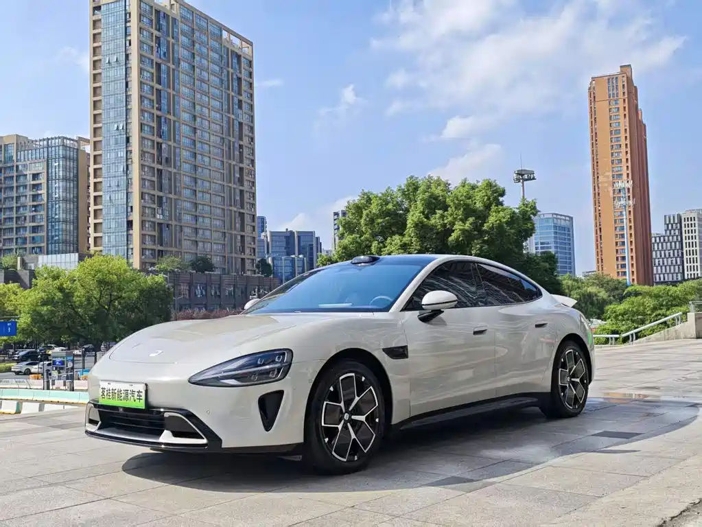 Xiaomi SU7 2024 rear-drive ultra-long battery life high-end smart driving Pro version купить на сайте DeffCars