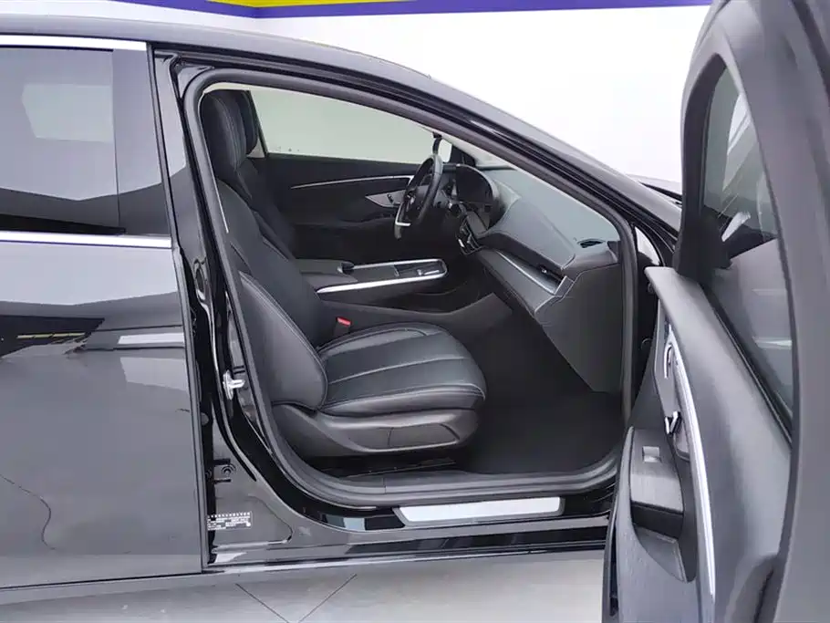 LaCrosse 2023 28T Yuezun Edition купить на сайте DeffCars