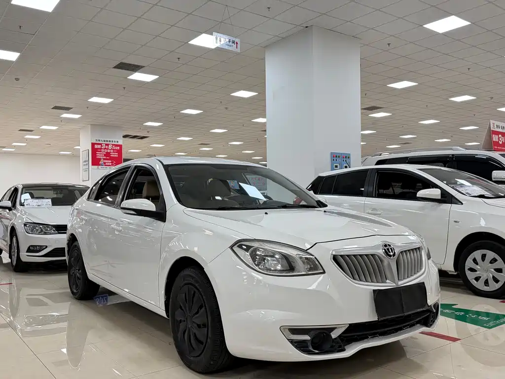 Zhonghua H330 2013 1.5L automatic comfort type купить на сайте DeffCars