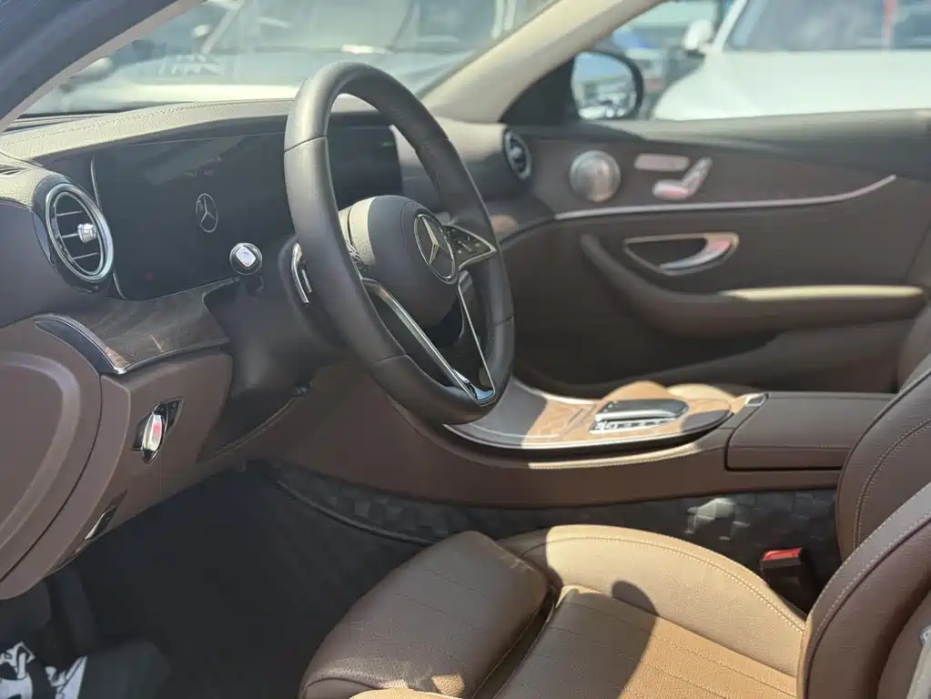 Mercedes-Benz E-Class 2022 facelift E 300 L fashionable model купить на сайте DeffCars