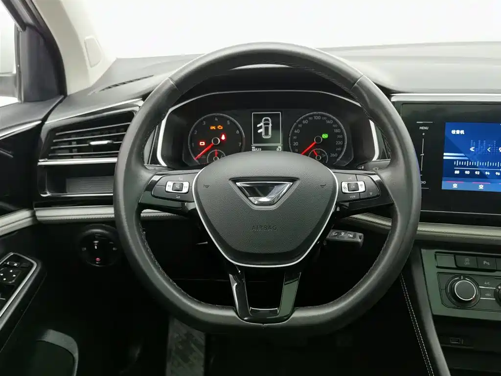 Jetta VS7 2023 280TSI automatic aggressive version купить на сайте DeffCars