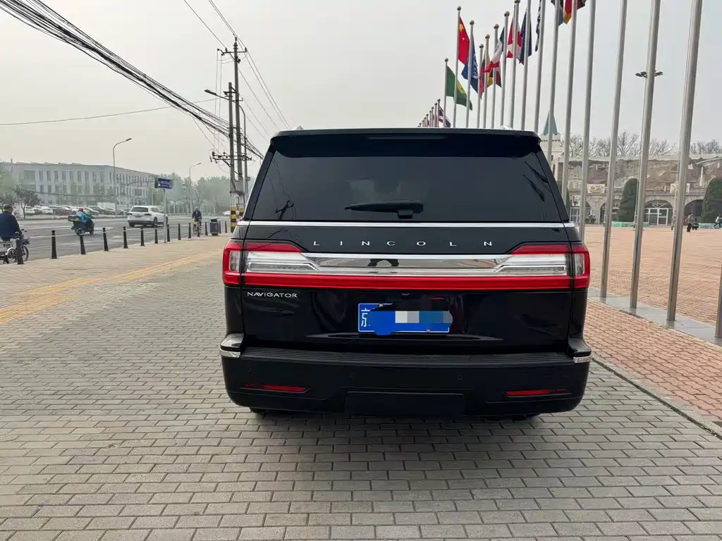 Navigator 2020 3.5T Honor Edition купить на сайте DeffCars