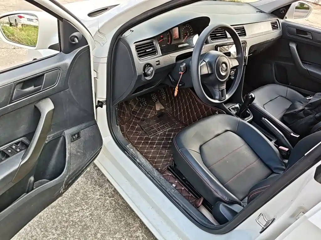 SANTANA 2015 1.4L manual fashion version купить на сайте DeffCars