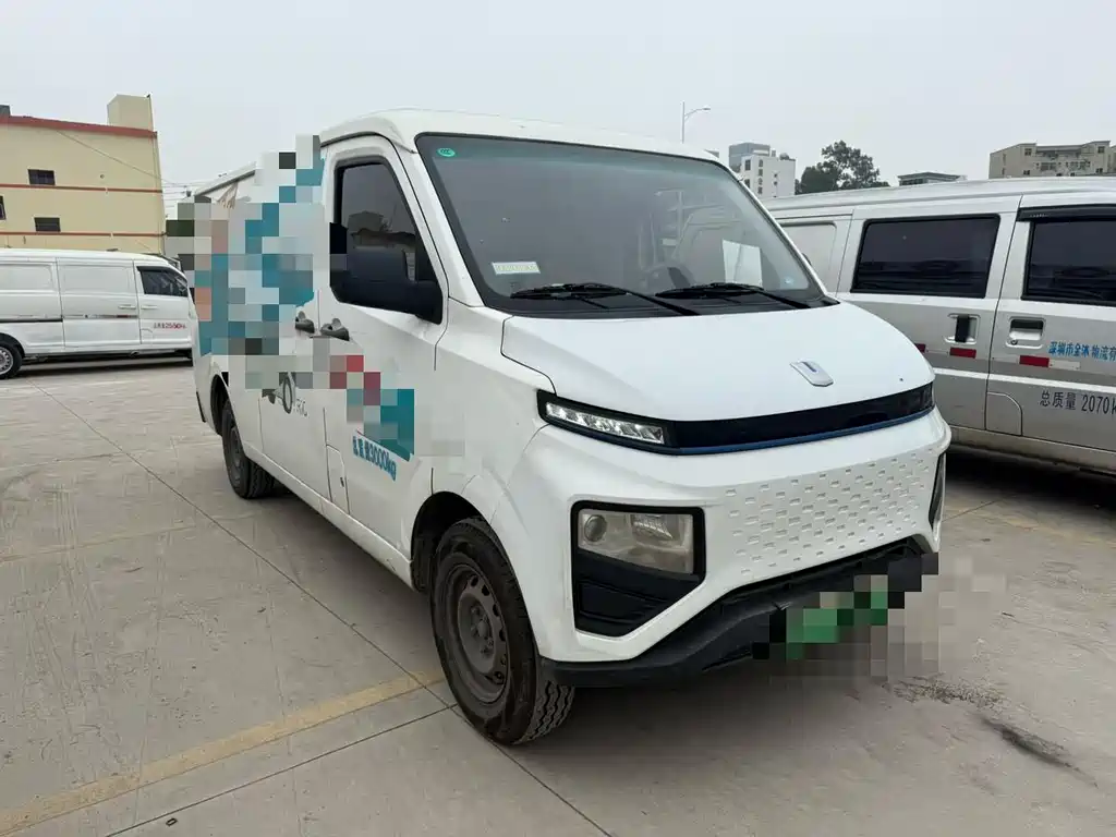 Long-range Xingxiang V 2022 Xingxiang V6E exclusive version long axis Ningde 41.86kWh купить на сайте DeffCars