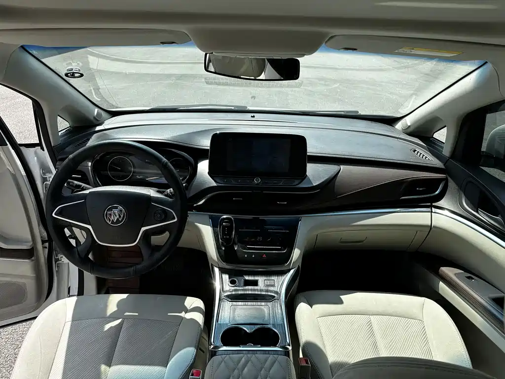 Buick GL8 2021 Land Business Class 652T Comfort купить на сайте DeffCars