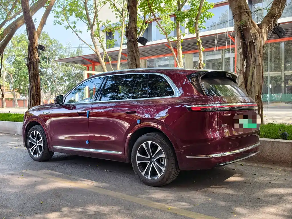 Wenjie M7 2026 extended range Max four-wheel drive version 5 seats купить на сайте DeffCars