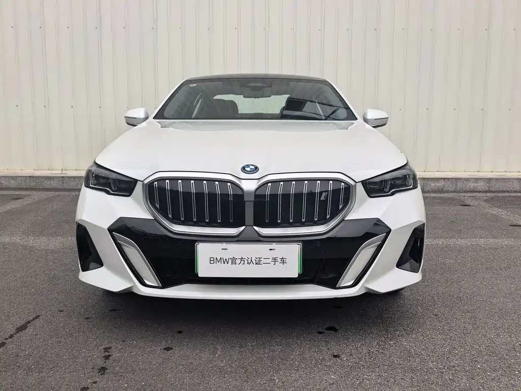 BMW i5 2025 eDrive 35L M Sports Package купить на сайте DeffCars