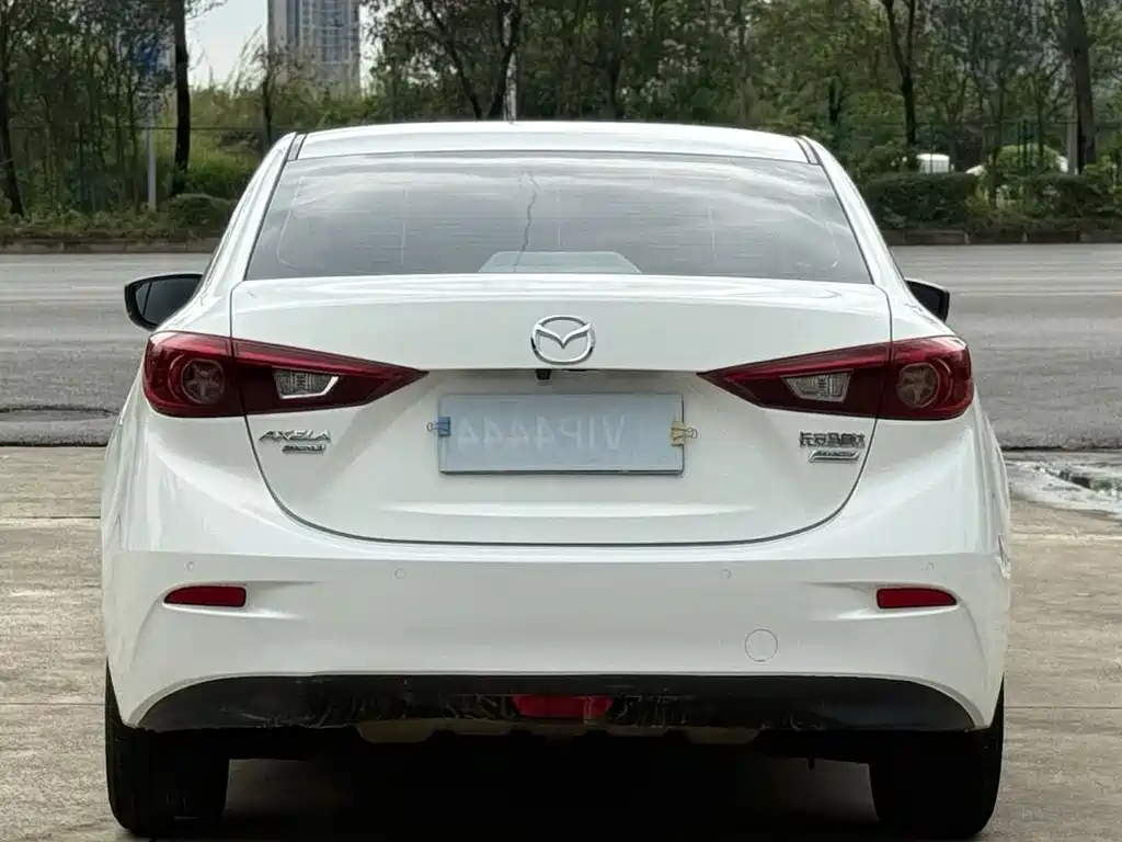 Mazda3 Angkesela 2019 Cloud Control Edition Sedan 1.5L Automatic Luxury Type National V купить на сайте DeffCars