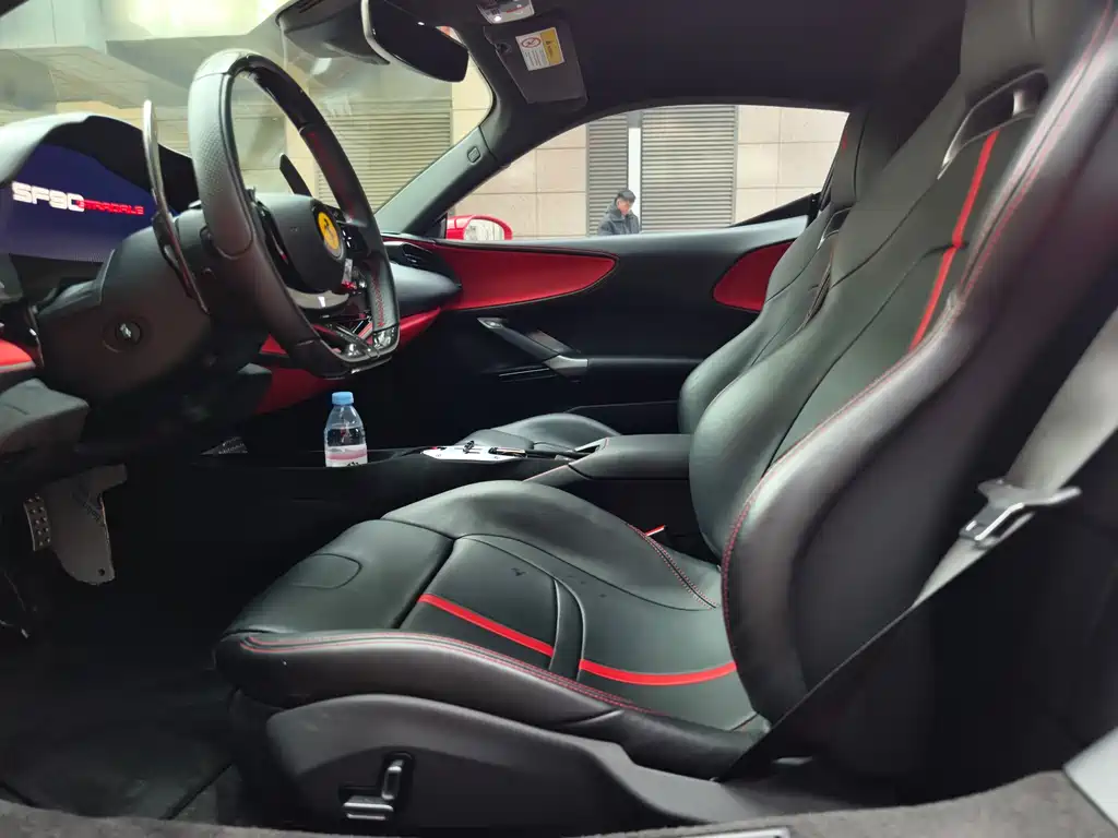 SF90 2020 3.9T V8 Stradale купить на сайте DeffCars