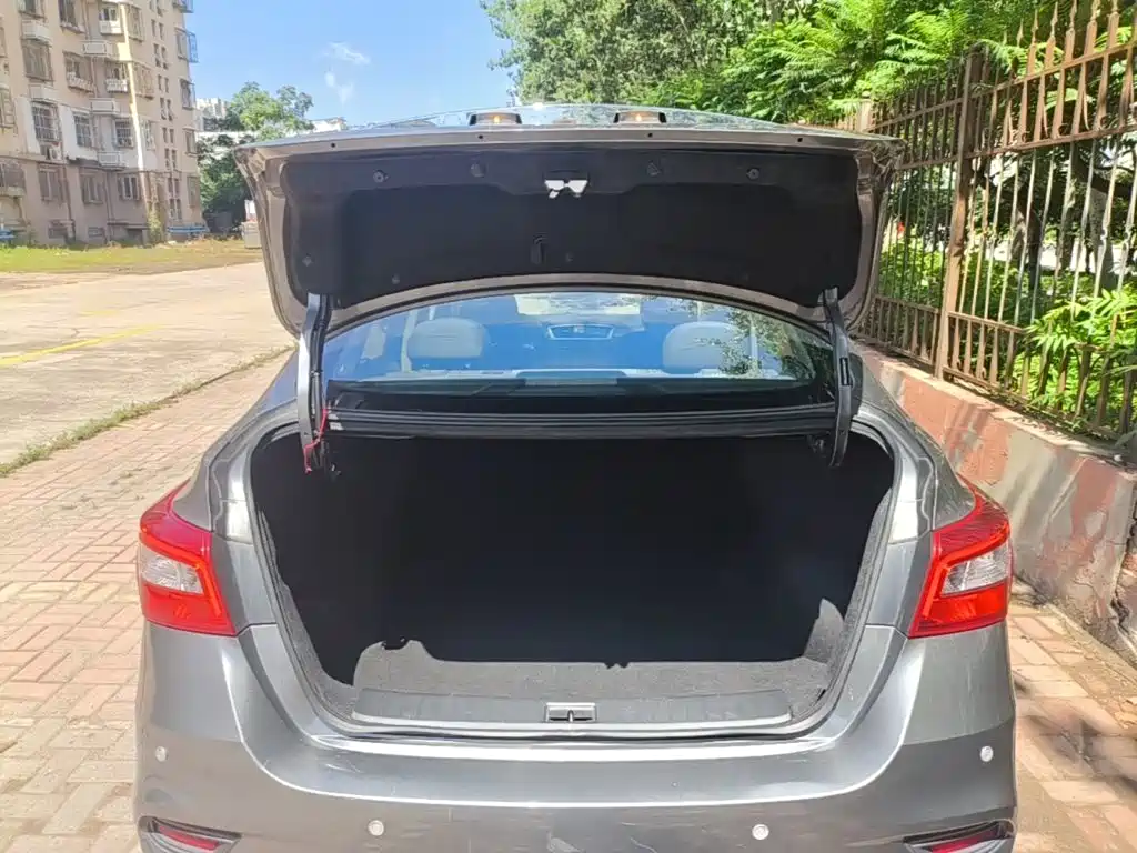 Sylphy 2022 Classic 1.6XE CVT Comfort Edition купить на сайте DeffCars