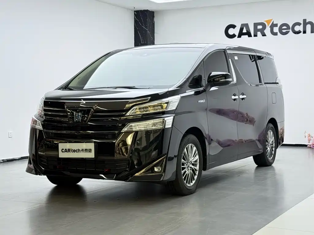 Wilfa 2023 Crown Dual Engine 2.5L HV Premium Edition купить на сайте DeffCars