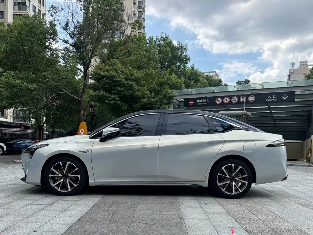 Aion S Plus 2021 70 Tech Edition купить на сайте DeffCars