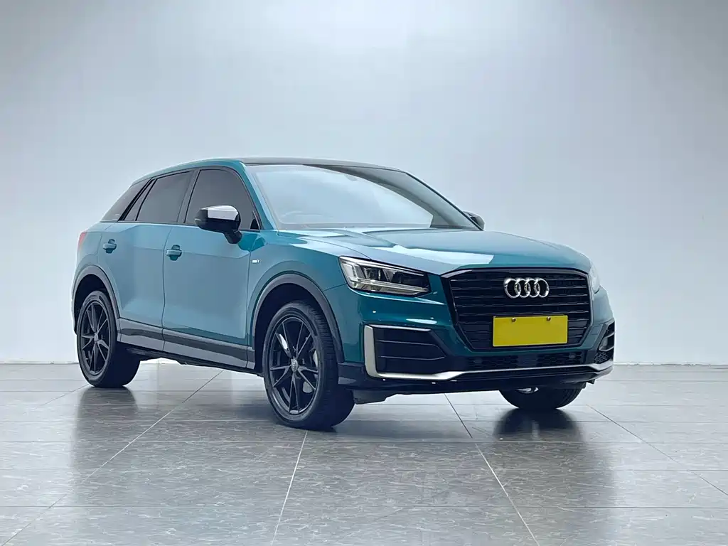 Audi Q2L 2021 35 TFSI luxury and dynamic model купить на сайте DeffCars