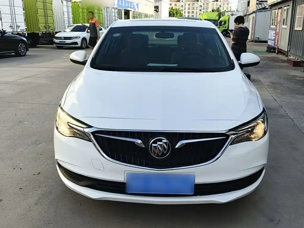 Yinglang 2018 15T Manual Elite National V купить на сайте DeffCars
