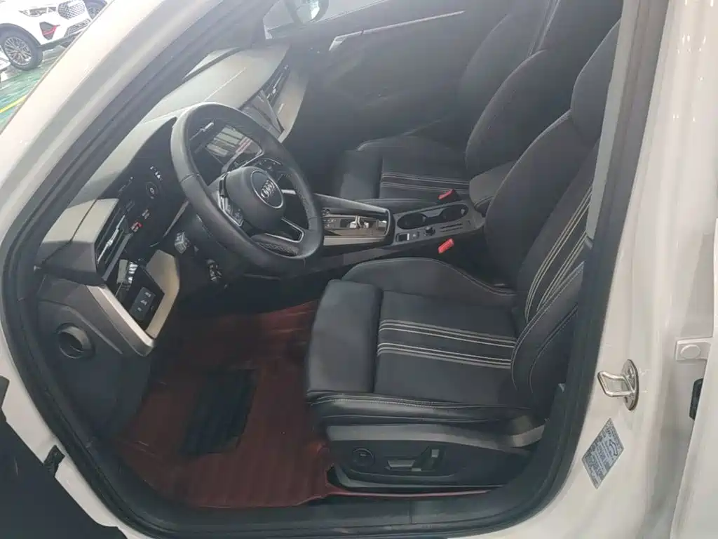 Audi A3 2023 facelift A3L Limousine 35 TFSI fashionable and sporty купить на сайте DeffCars