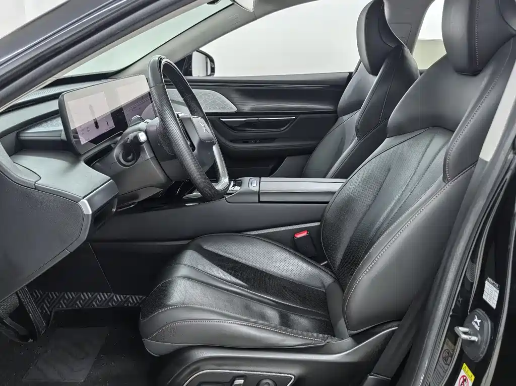 Xpeng P7 2022 model 625E купить на сайте DeffCars