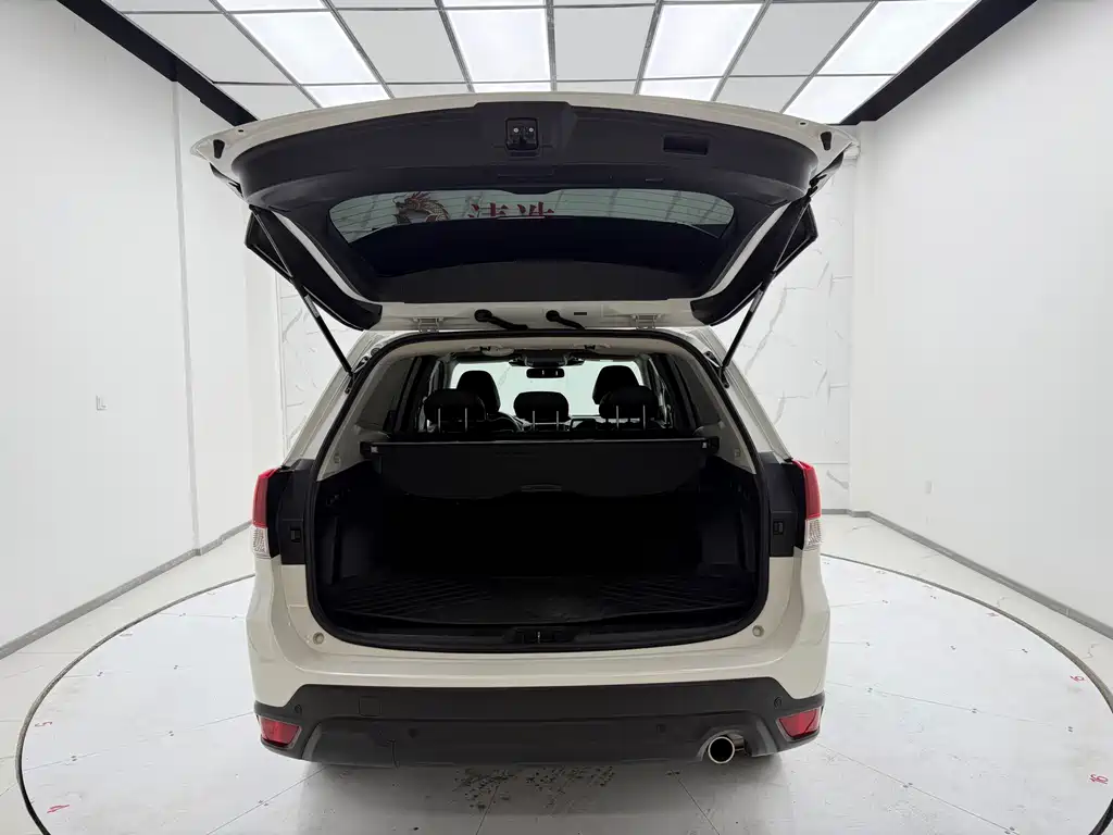 Forester 2022 2.0i AWD Deluxe Edition EyeSight купить на сайте DeffCars