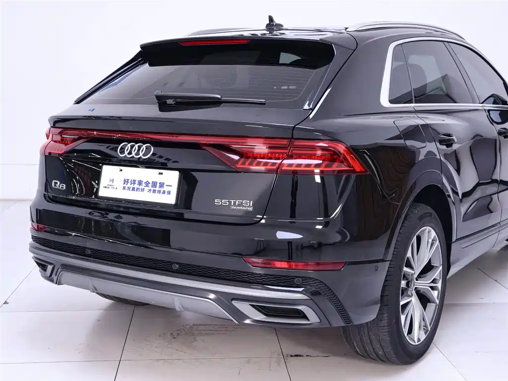 Audi Q8 2023 55 TFSI luxury and dynamic model купить на сайте DeffCars