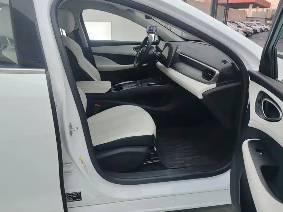 Seal 05 DM-i 2025 DM-i smart driving version 120KM flagship model купить на сайте DeffCars
