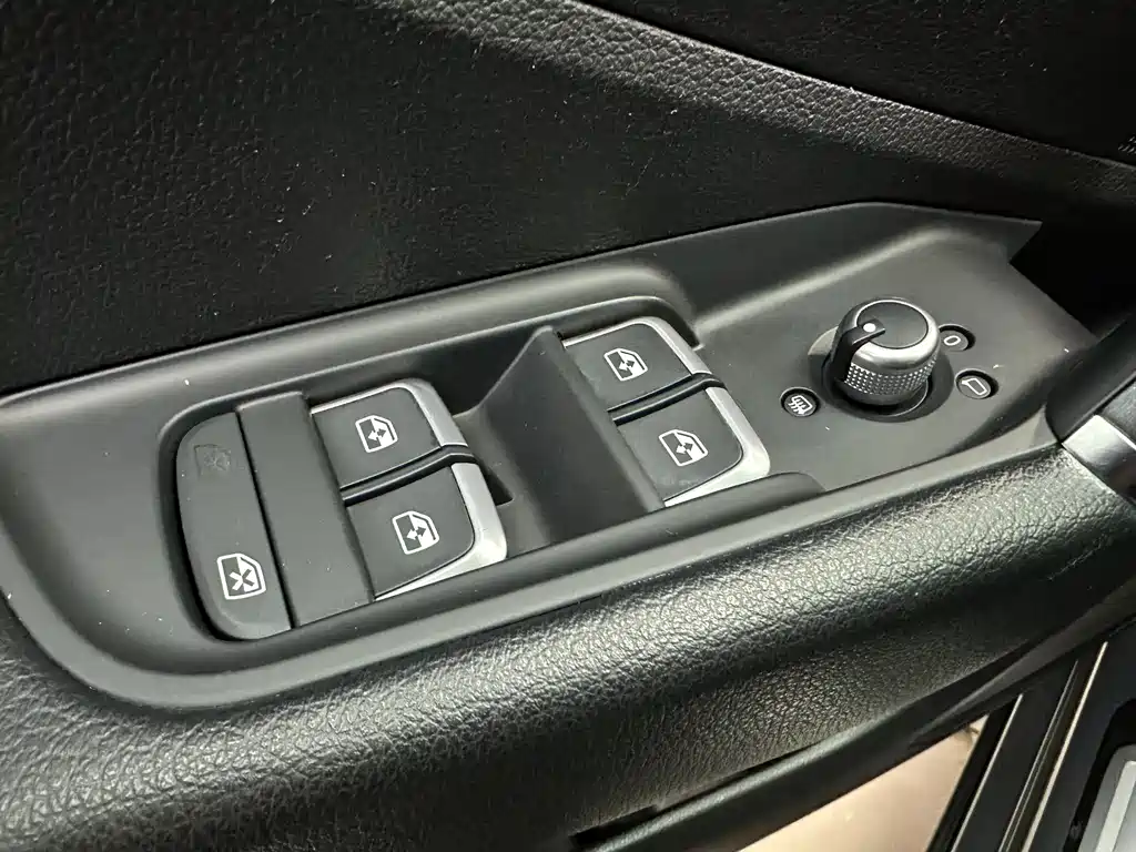 Audi Q2L 2020 35 TFSI Fashionable and Elegant купить на сайте DeffCars