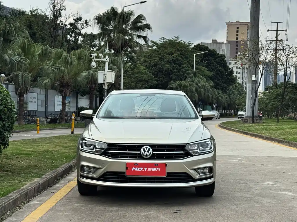 Bora 2018 1.5L automatic comfort model купить на сайте DeffCars