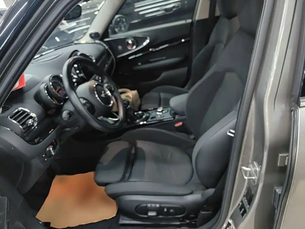 MINI CLUBMAN 2016 facelift 1.5T COOPER купить на сайте DeffCars