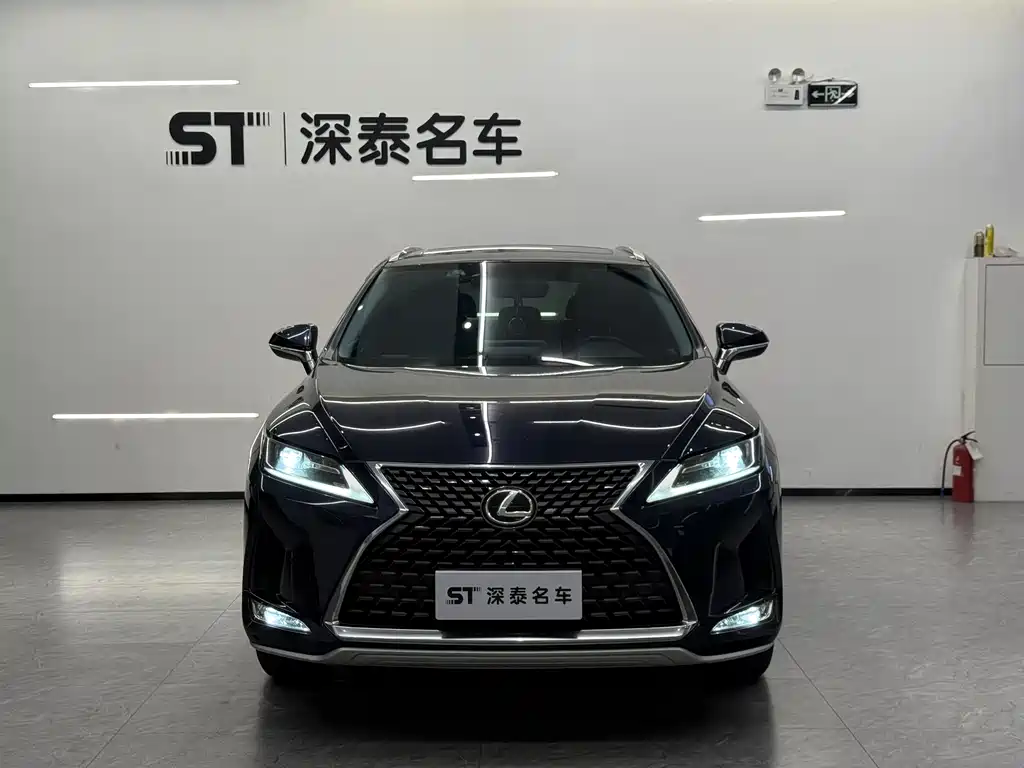 Lexus RX 2020 300 2WD Elite Edition National VI купить на сайте DeffCars