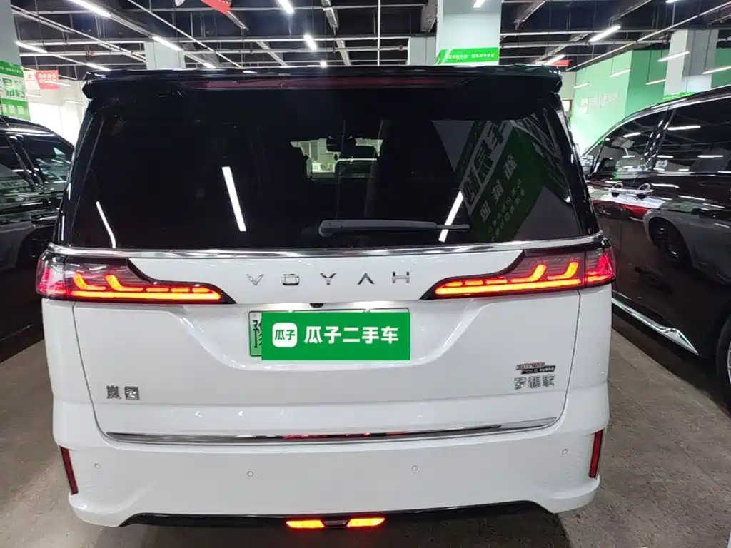 Lantu Dreamer 2022 Low Carbon Version Dream+Smart Package купить на сайте DeffCars