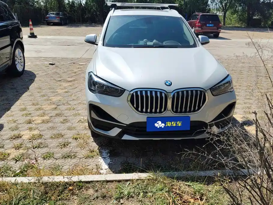 BMW X1 2021 sDrive20Li Exclusive Model купить на сайте DeffCars