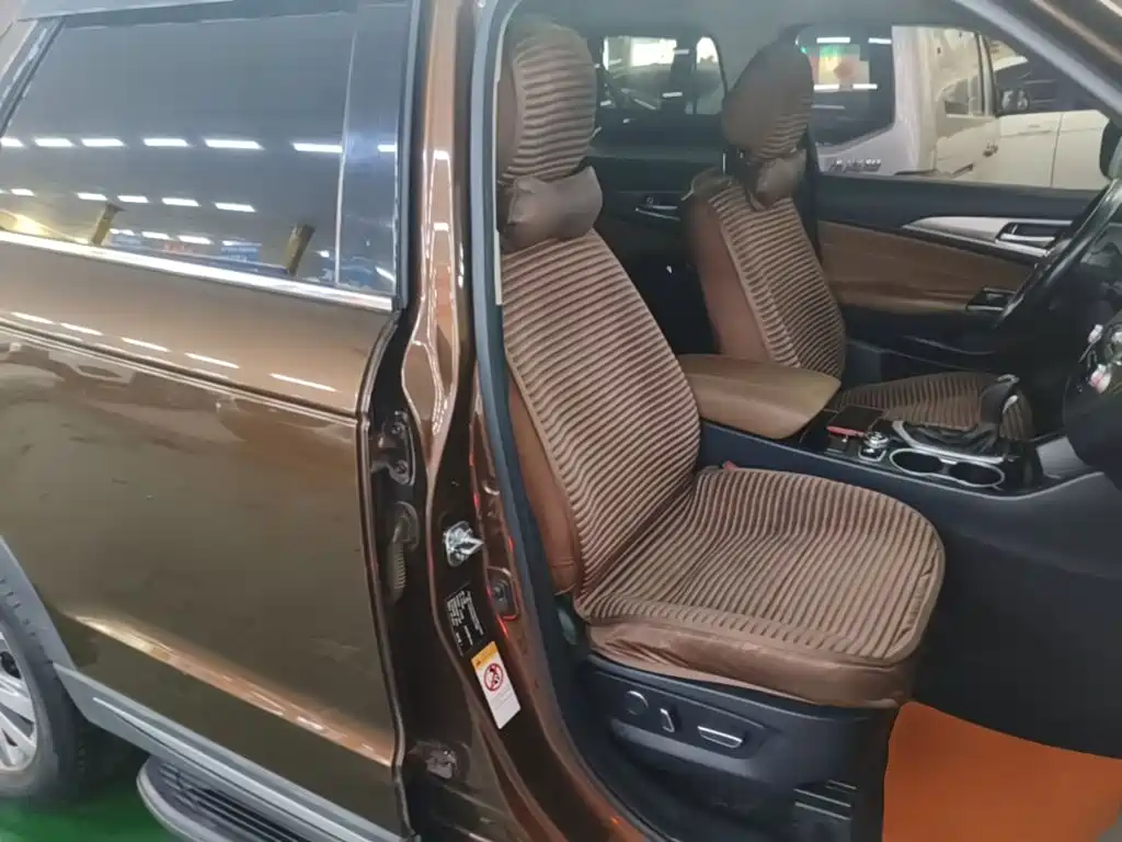 Changan CS95 2017 2.0T two-wheel drive smart expansion version купить на сайте DeffCars