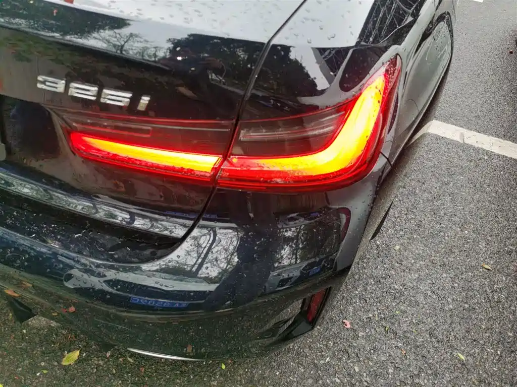 BMW 3 Series 2025 325i M Sports Package купить на сайте DeffCars