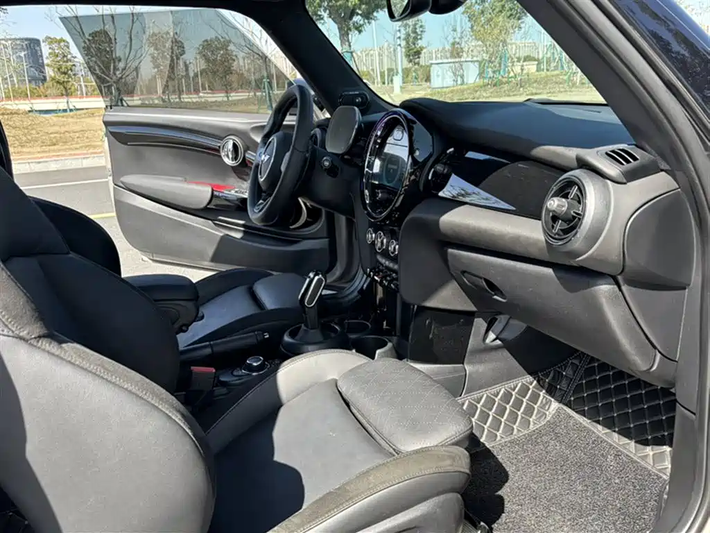 MINI 2023 facelift 2.0T COOPER S Artist купить на сайте DeffCars