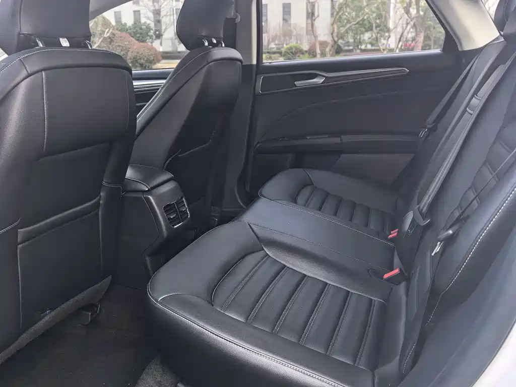 Mondeo 2020 EcoBoost 180 Fashion Model купить на сайте DeffCars