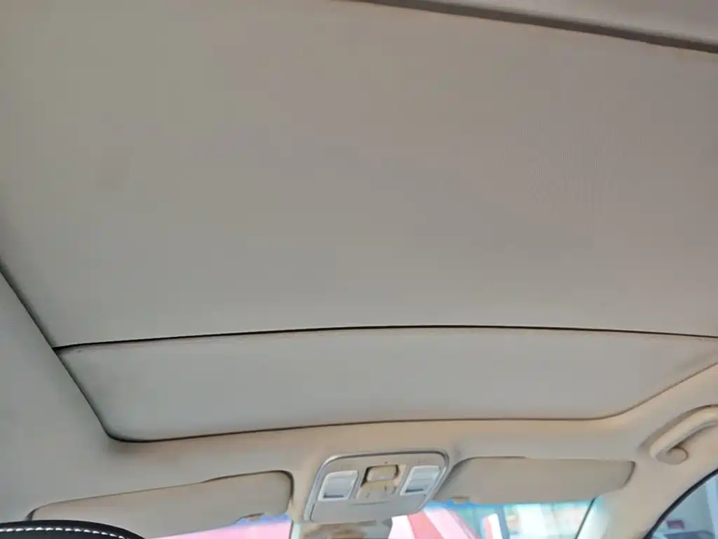 Emgrand GS 2019 1.5TD DCT 260T купить на сайте DeffCars