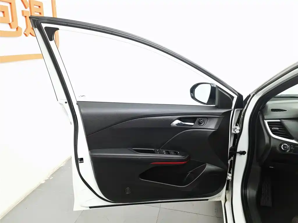 Cruze 2019 RS 330T Automatic Fun Edition National VI купить на сайте DeffCars