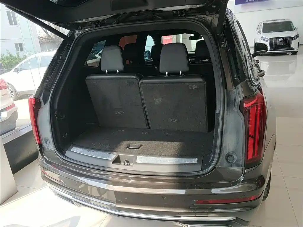 Cadillac XT6 2020 28T six-seat luxury model купить на сайте DeffCars
