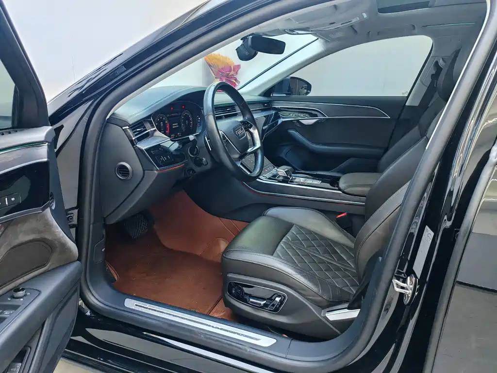 Audi A8 2021 A8L 50 TFSI quattro comfort type купить на сайте DeffCars
