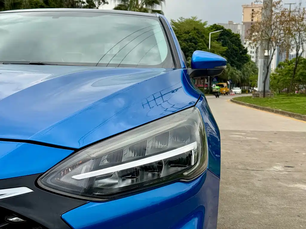 Focus 2021 Sedan EcoBoost 180 Automatic NeochaEDGE купить на сайте DeffCars